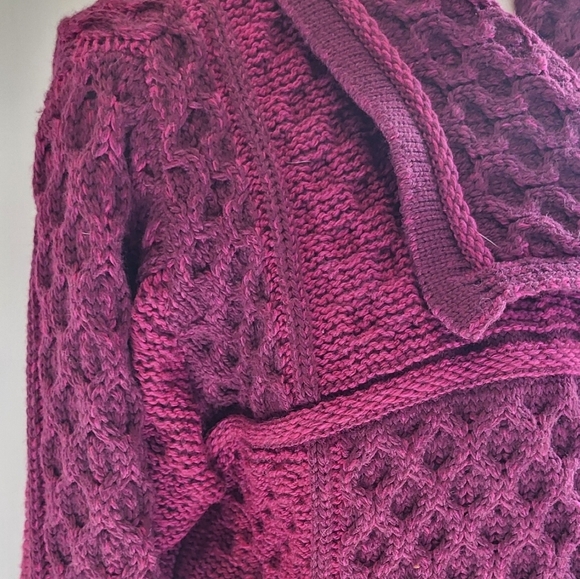 Aran Merino Wool Loose Knit Mid Length 2 Tone Sweater - Picture 9 of 14